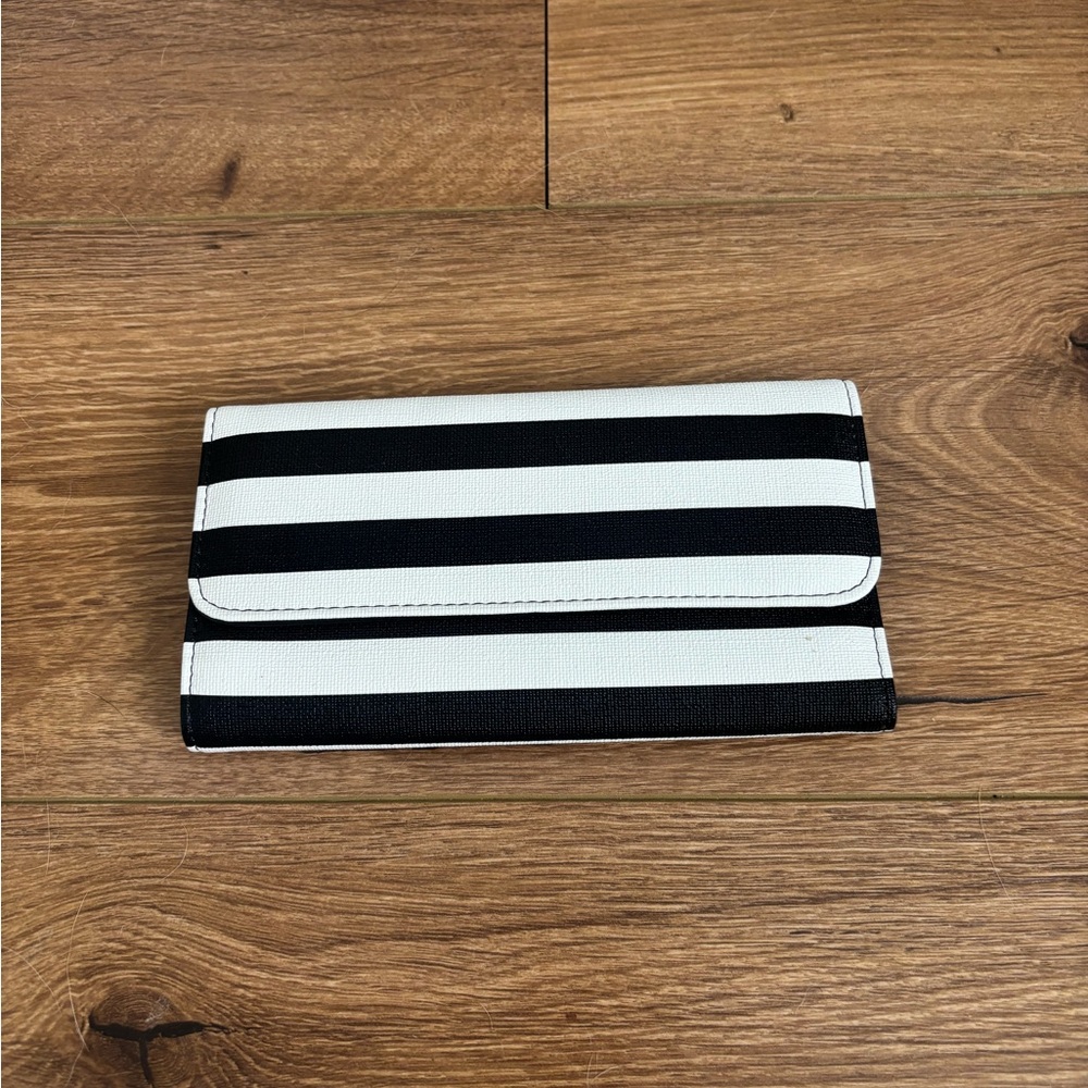 Kut from the Kloth Black and White Striped Wallet